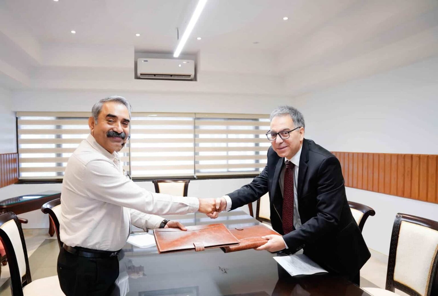 IIM Kozhikode and SAIL Sign MoU to Forge Strategic Partnership for Collaborative Learning and Development Indian Institute of Management Kozhikode
